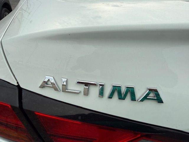 Nissan Altima  2020