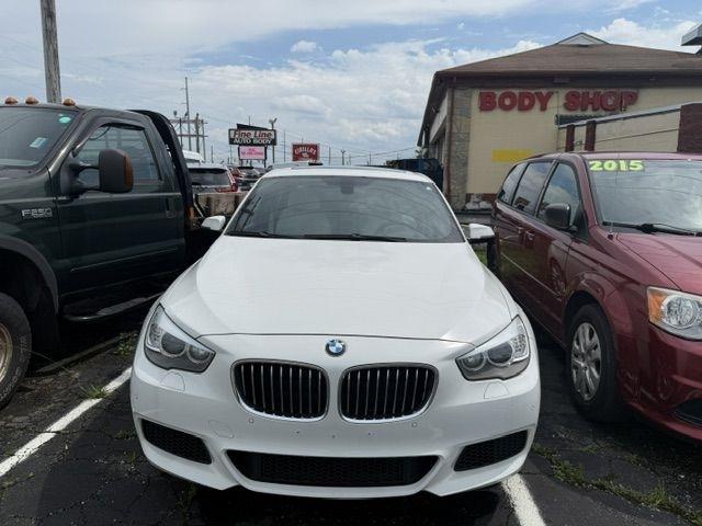 BMW 5-Series Gran Turismo  2015