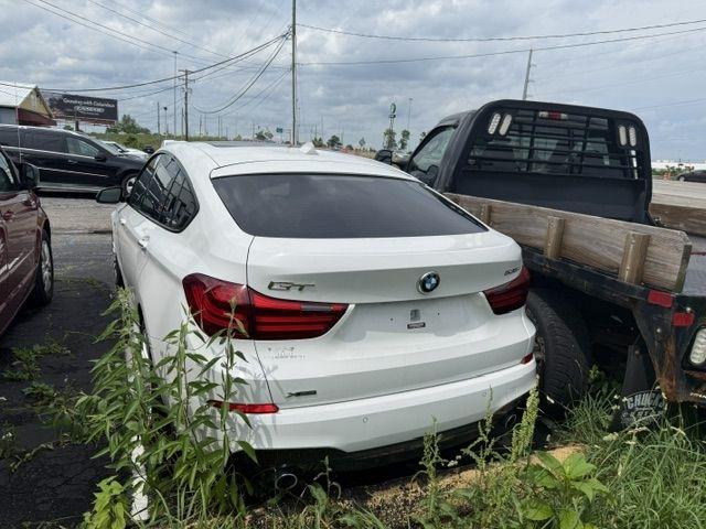 BMW 5-Series Gran Turismo  2015