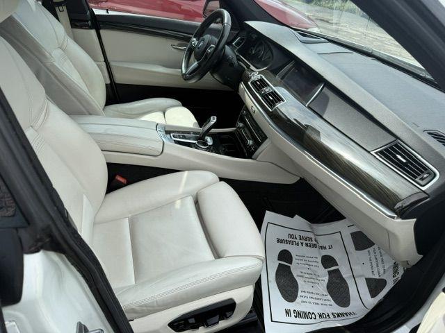 BMW 5-Series Gran Turismo  2015