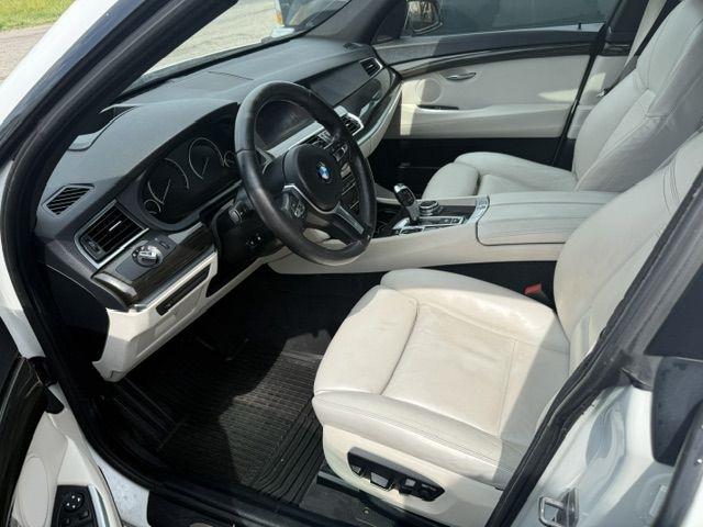 BMW 5-Series Gran Turismo  2015