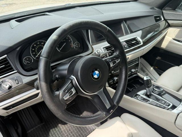 BMW 5-Series Gran Turismo  2015