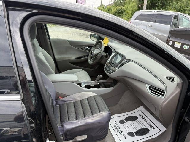 Chevrolet Malibu  2017