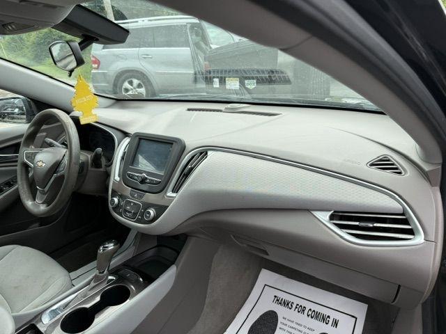 Chevrolet Malibu  2017