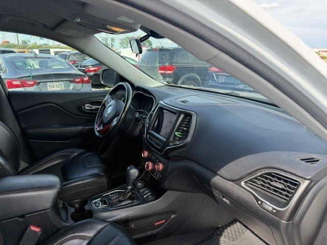 Jeep Cherokee  2020