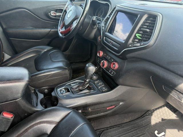 Jeep Cherokee  2020