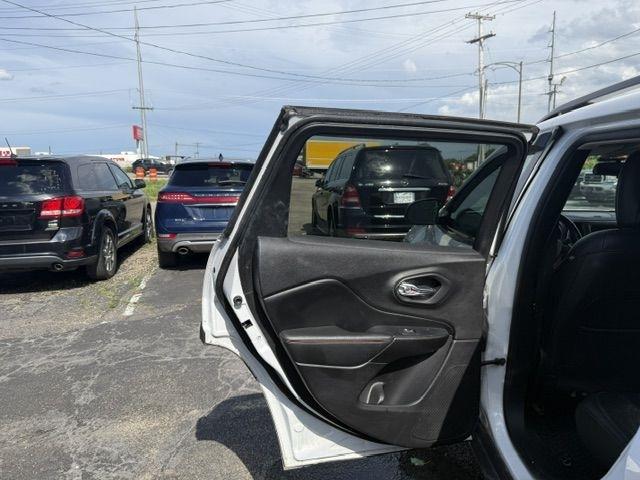 Jeep Cherokee  2020
