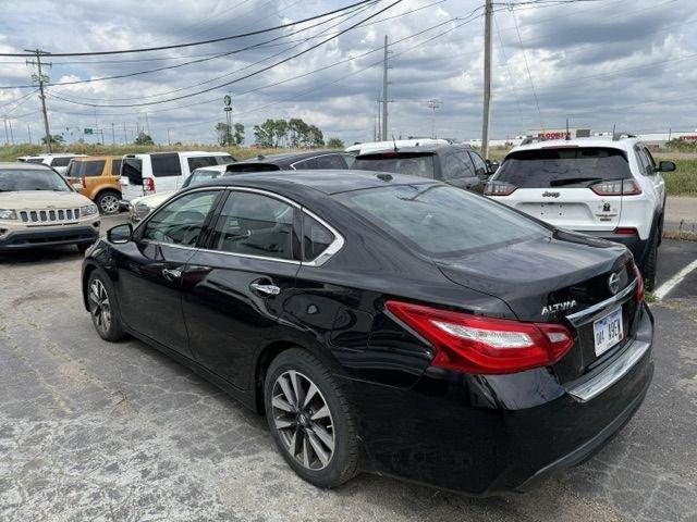 Nissan Altima  2017