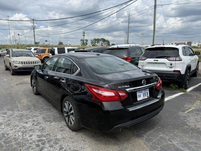 Nissan Altima  2017