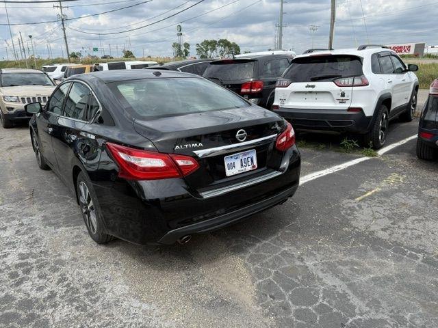 Nissan Altima  2017