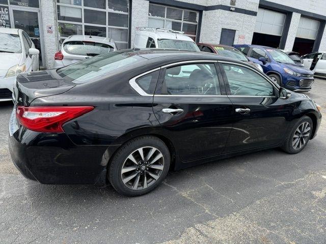 Nissan Altima  2017