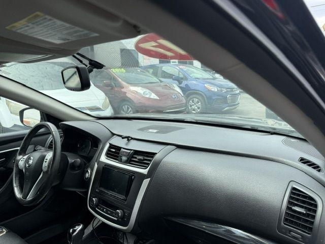 Nissan Altima  2017