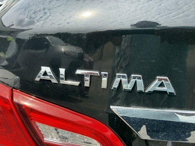 Nissan Altima  2017