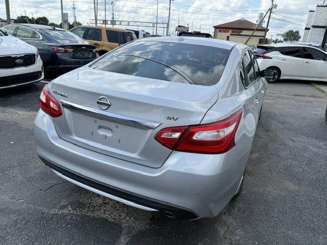 Nissan Altima  2017