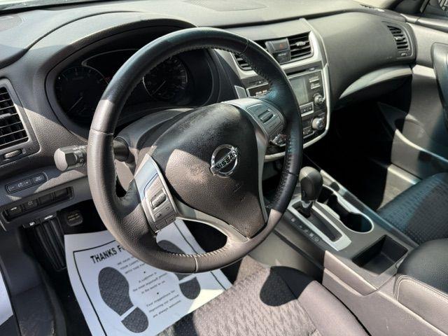 Nissan Altima  2017