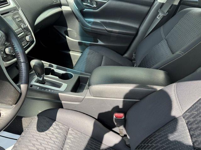 Nissan Altima  2017