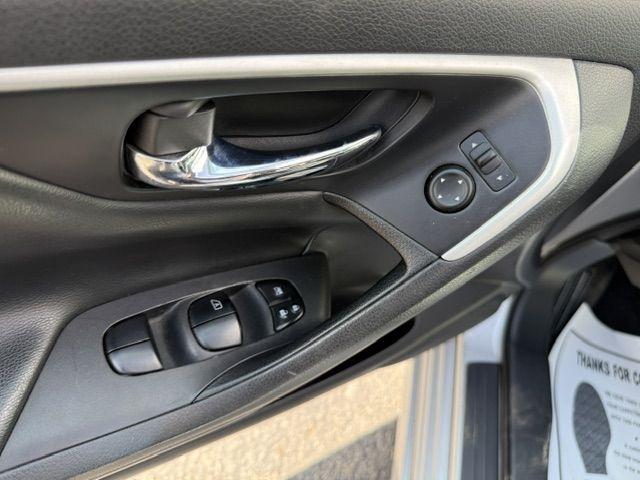 Nissan Altima  2017