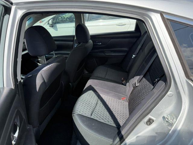 Nissan Altima  2017