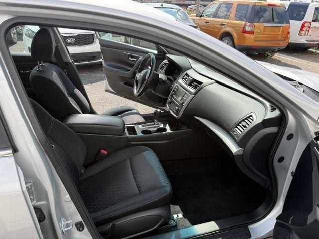 Nissan Altima  2017