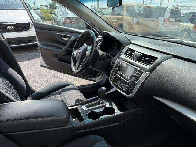 Nissan Altima  2017