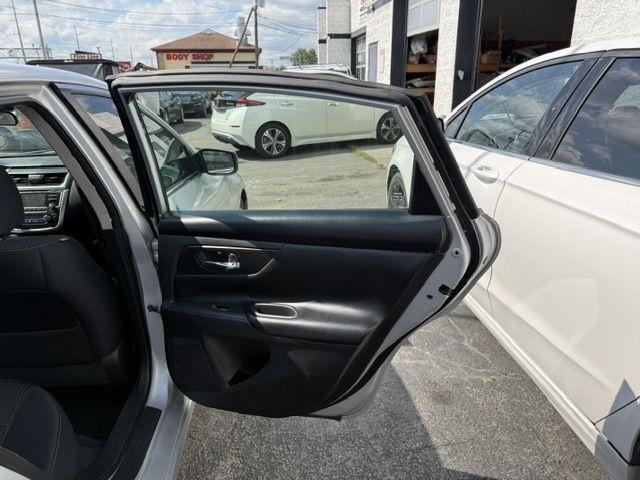 Nissan Altima  2017