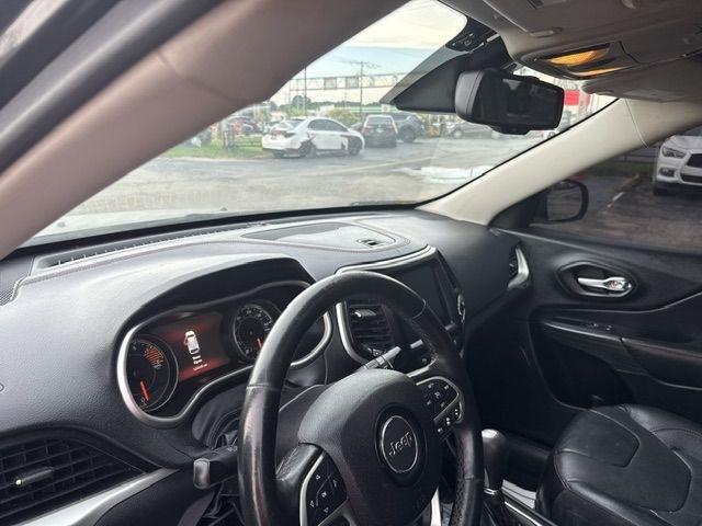 Jeep Cherokee  2016