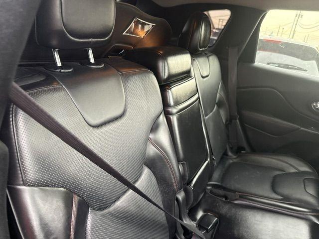 Jeep Cherokee  2016