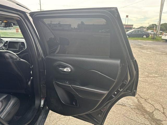 Jeep Cherokee  2016
