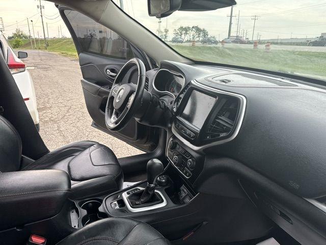 Jeep Cherokee  2016