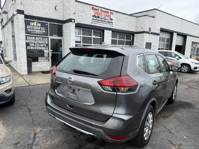 Nissan Rogue  2020