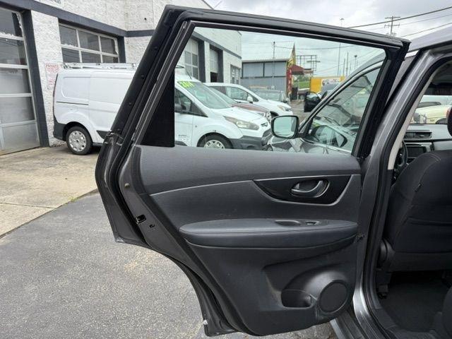 Nissan Rogue  2020