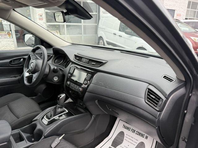 Nissan Rogue  2020