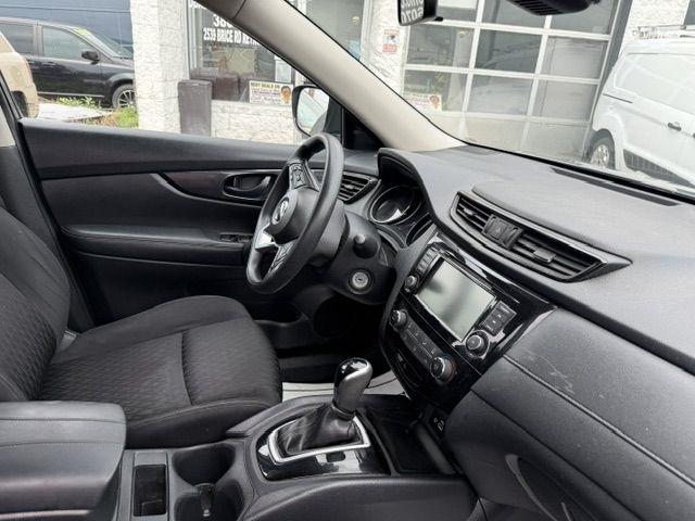 Nissan Rogue  2020