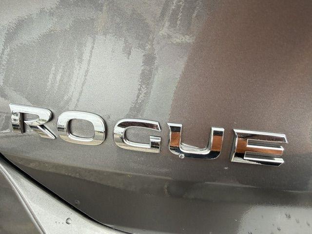 Nissan Rogue  2020