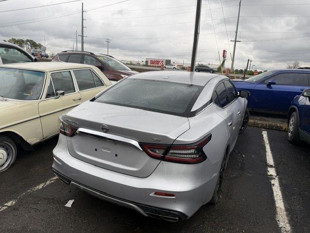 Nissan Maxima  2021