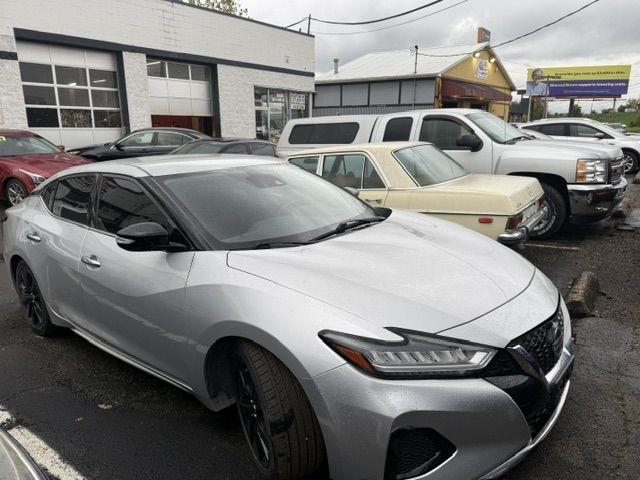 Nissan Maxima  2021