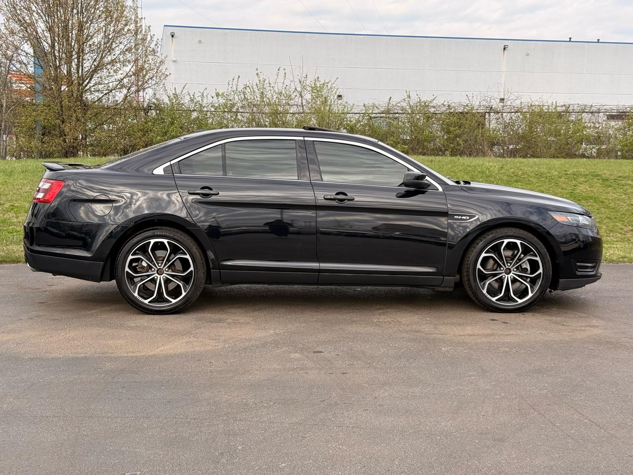 Ford Taurus SHO AWD 2017