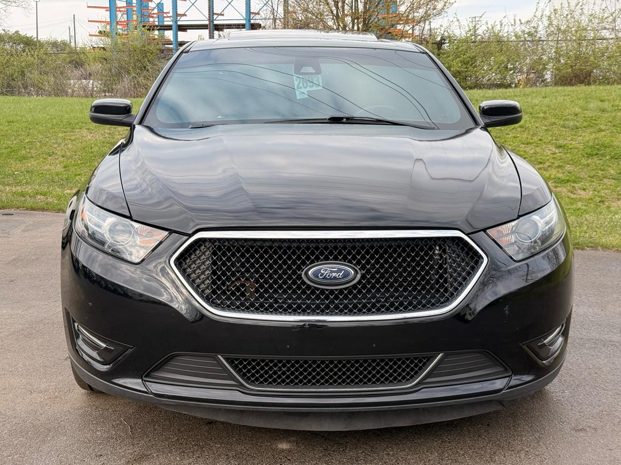 Ford Taurus SHO AWD 2017