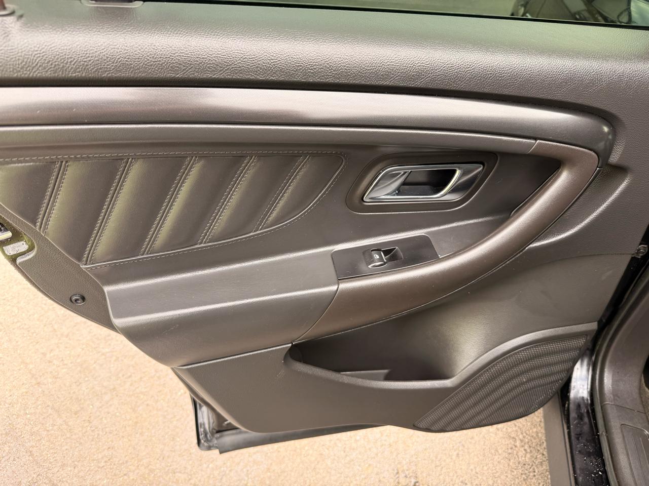 Ford Taurus SHO AWD 2017