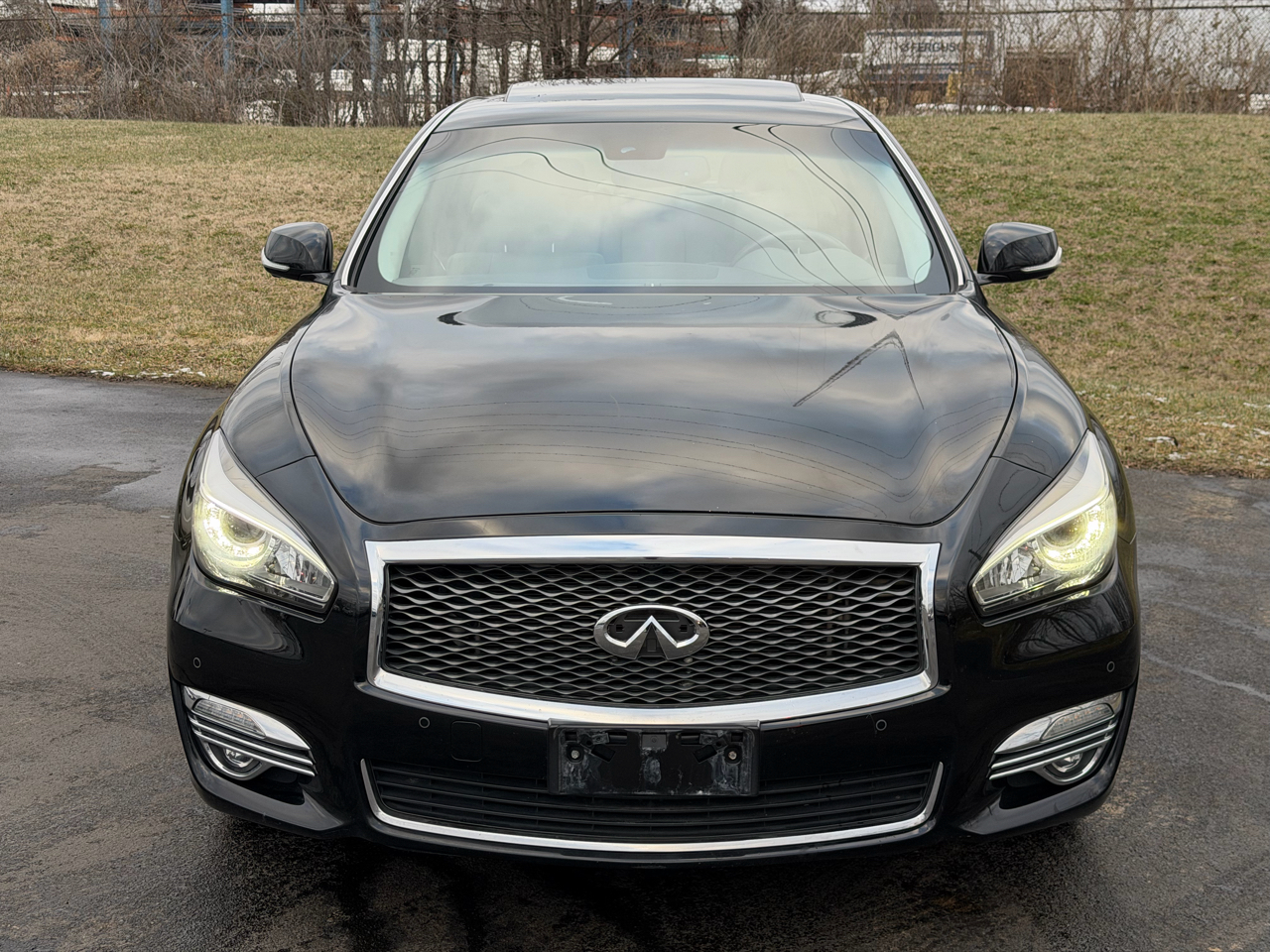 Infiniti Q70 4dr Sdn V6 AWD 2015