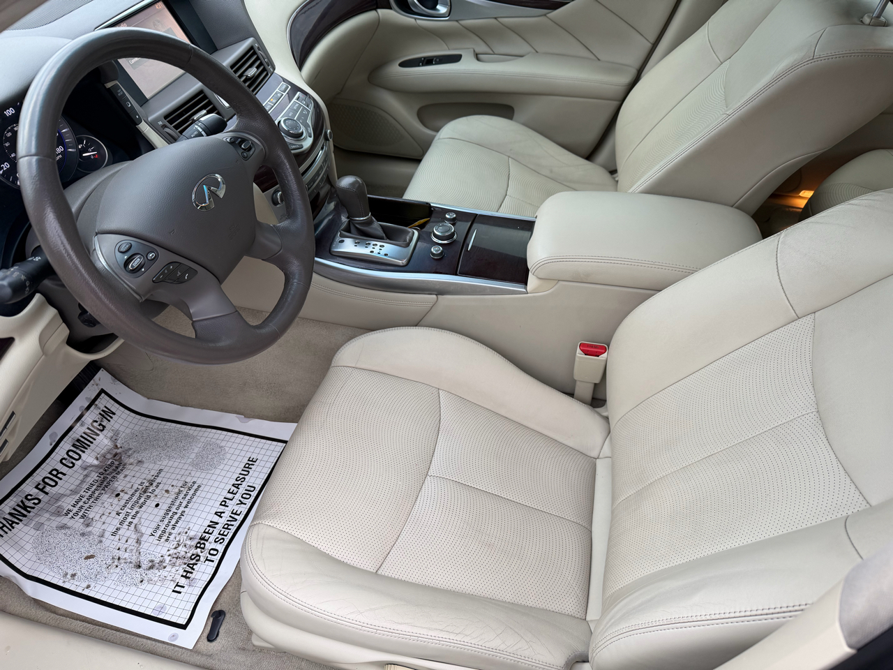 Infiniti Q70 4dr Sdn V6 AWD 2015