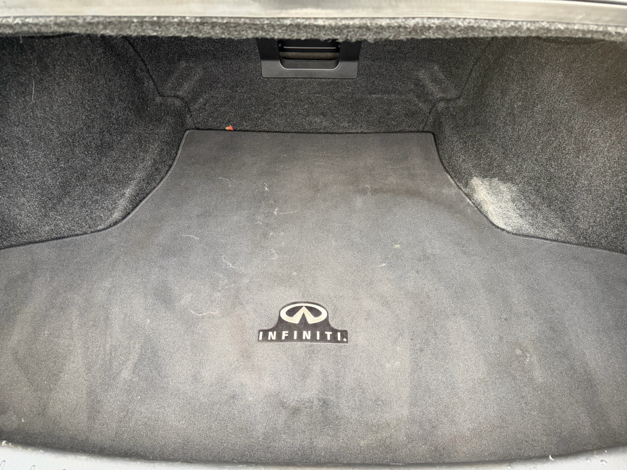 Infiniti Q70 4dr Sdn V6 AWD 2015