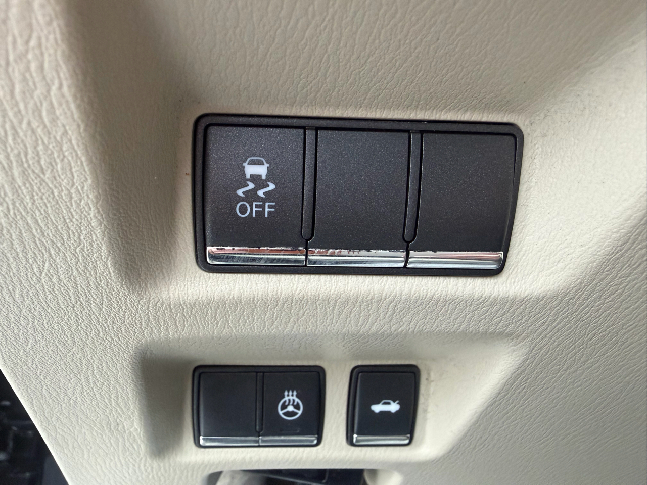 Infiniti Q70 4dr Sdn V6 AWD 2015