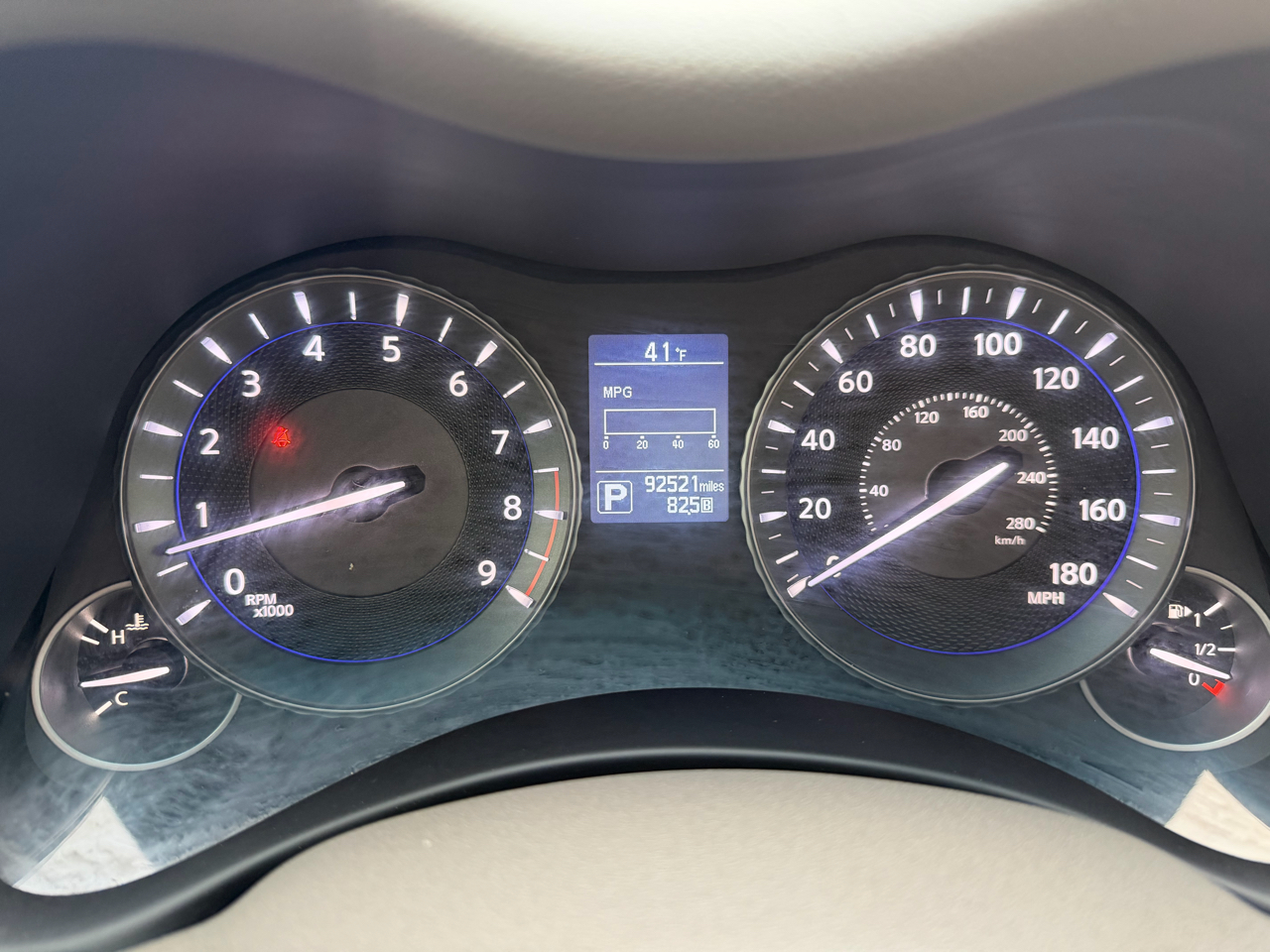 Infiniti Q70 4dr Sdn V6 AWD 2015