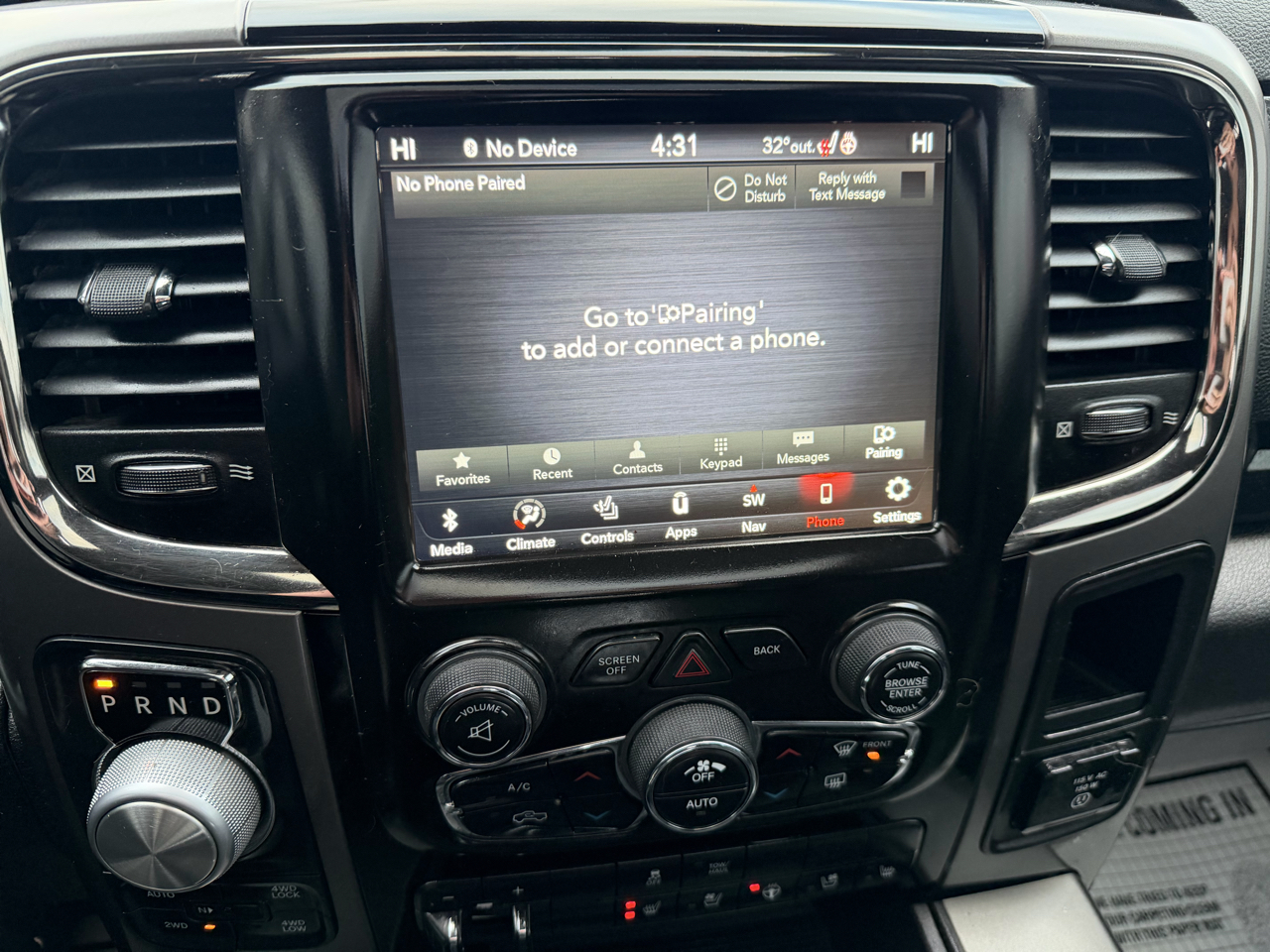 RAM 1500 Night 4x4 Crew Cab 5'7" Box 2018