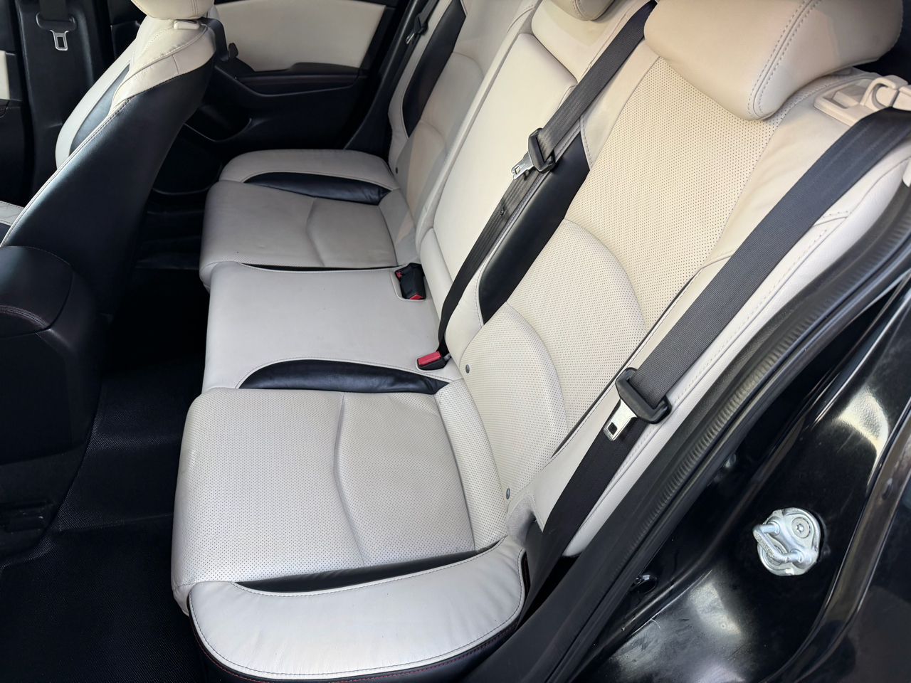 Mazda MAZDA3 5dr HB Man s Grand Touring 2015