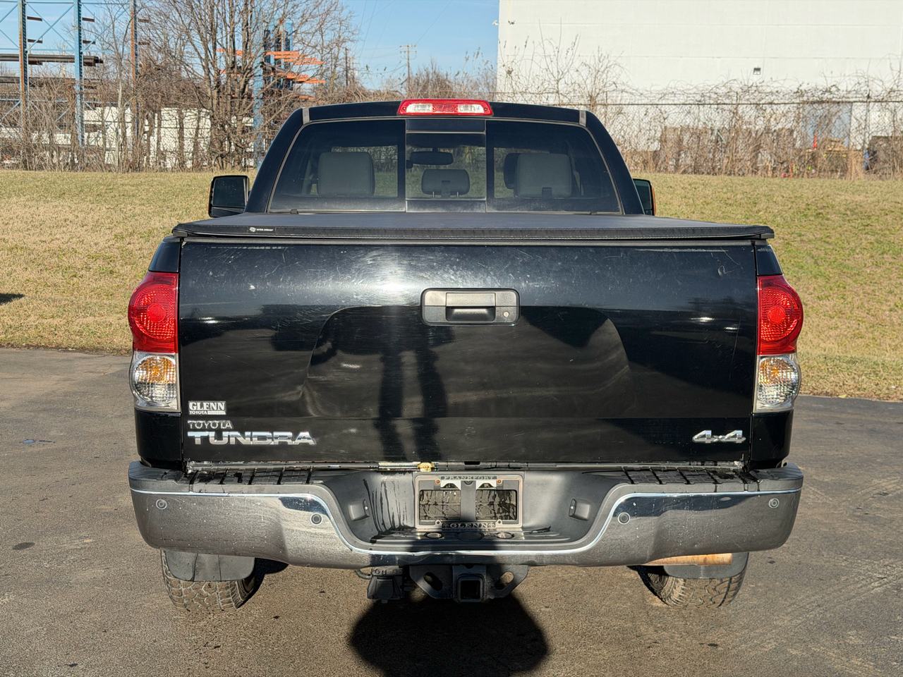 Toyota Tundra 4WD Truck Dbl 5.7L V8 6-Spd AT LTD (Natl) 2008