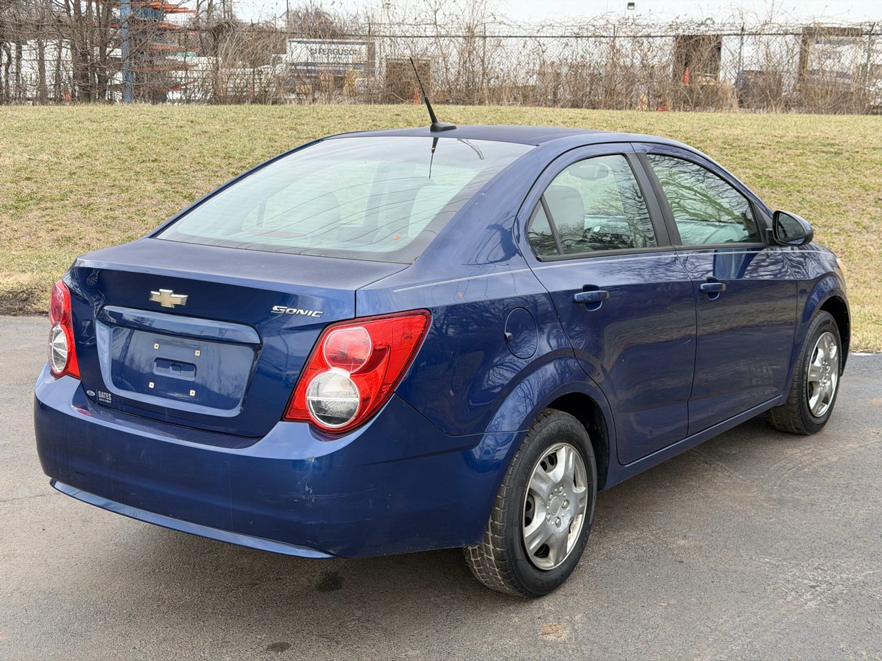 Chevrolet Sonic 4dr Sdn Manual LS 2014