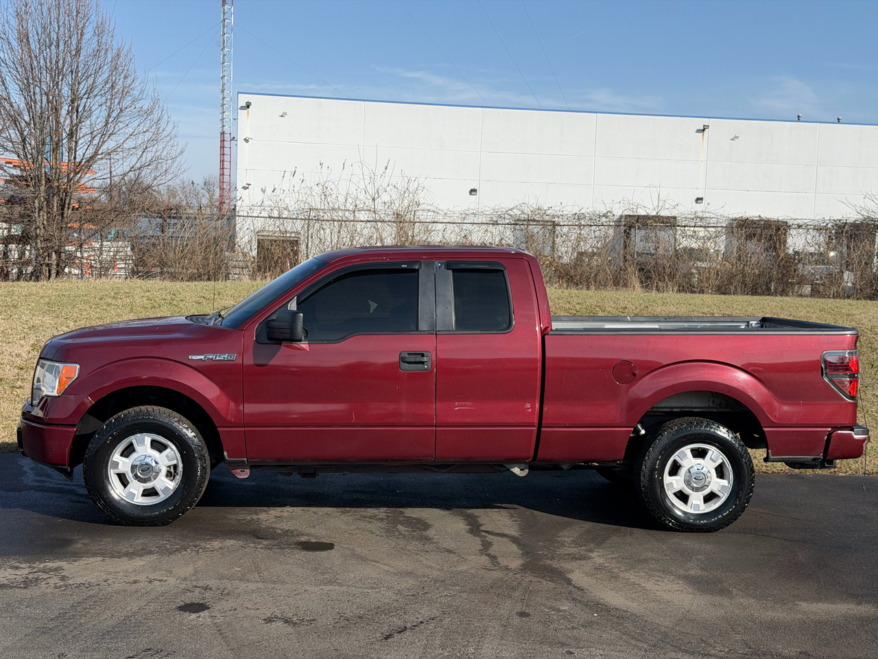 Ford F-150 2WD SuperCab 145" XLT 2014