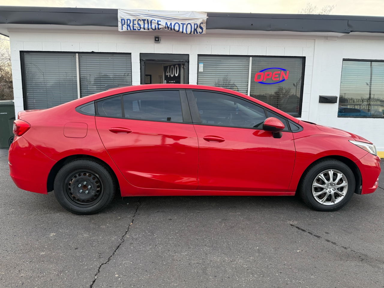 Chevrolet Cruze 4dr Sdn 1.4L LS w/1SB 2017